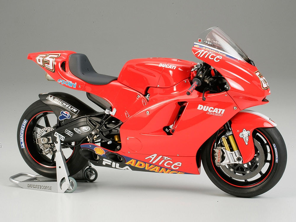 Ducati Desmosedici 1/12th Scale Motorcycle Series No.101
