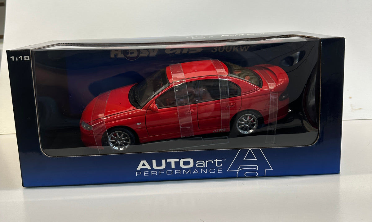 HOLDEN HSV VT2 GTS 300 Red Red 1/18 AUTOart 73423