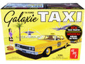 1/25 1970 FORD GALAXIE "TAXI" & LUGGAGE (AMT1243M)