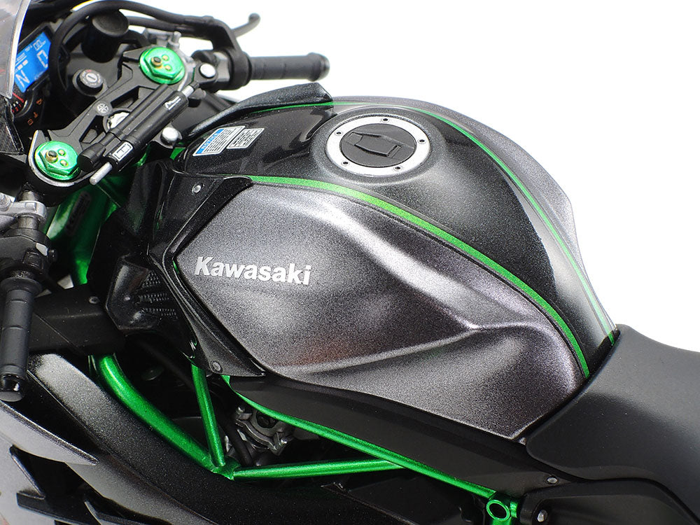 Kawasaki Ninja H2 Carbon 1/12 Scale Motorcycle Series No.136