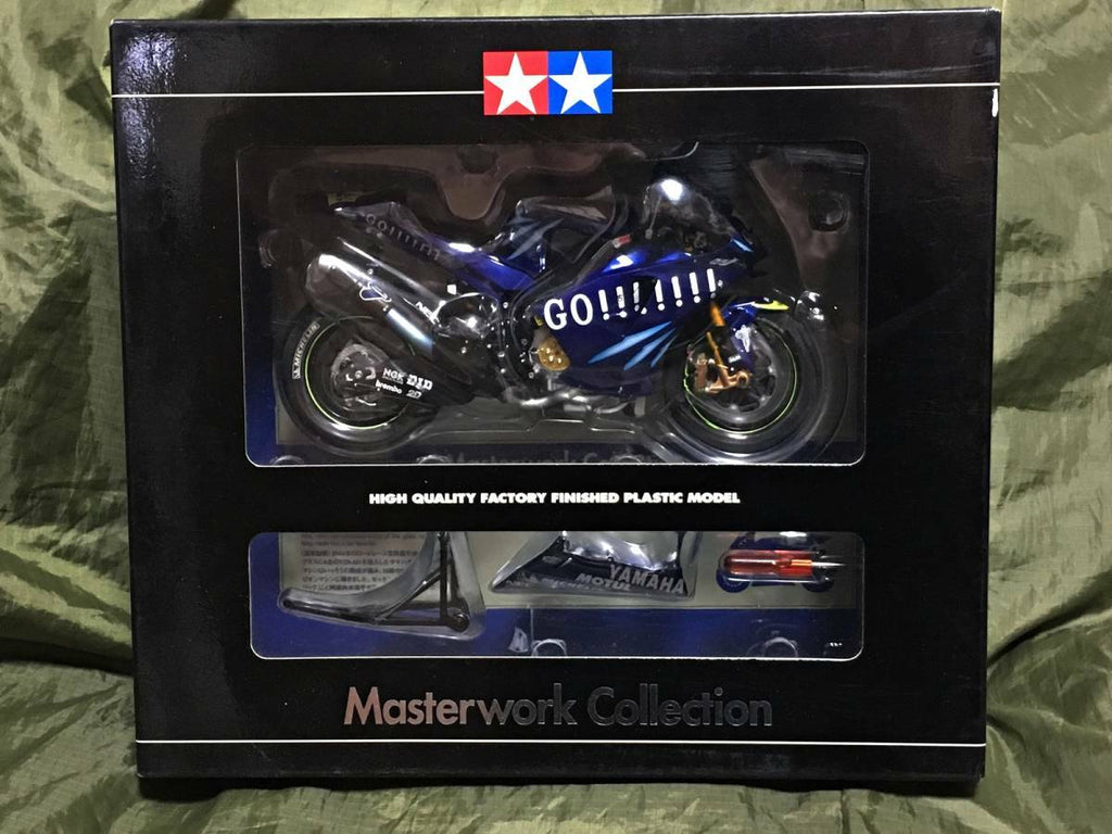 Rare Tamiya 1/12 Masterwork Yamaha YZR-M1 '04 No.17 Finished Product  (21031)