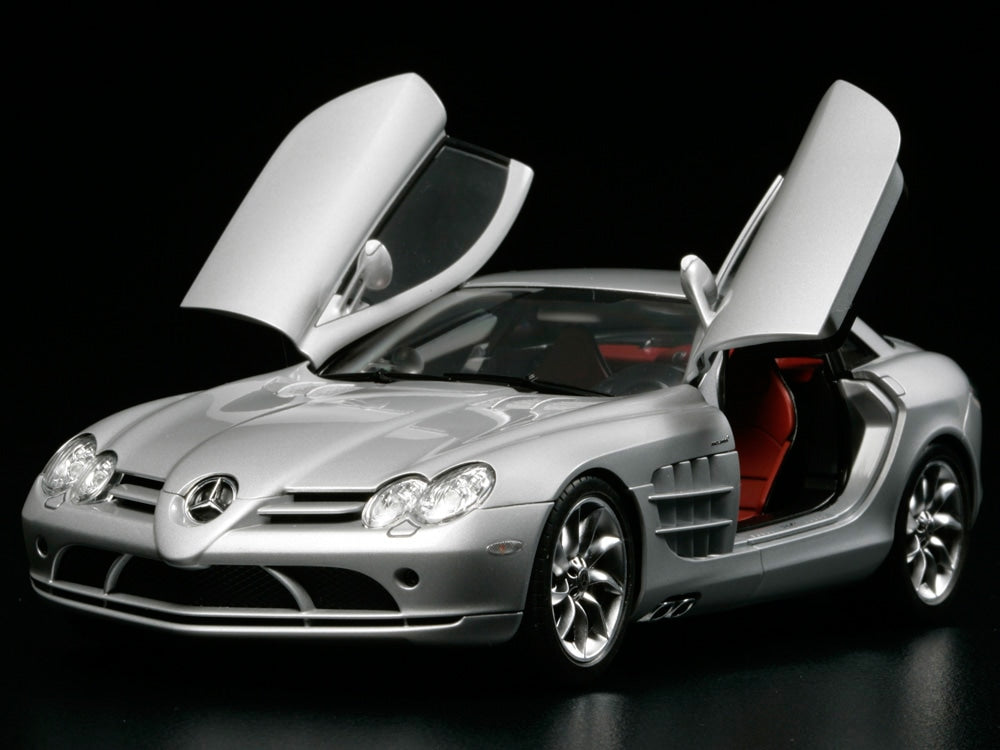 1/24 MERCEDES-BENZ SLR McLaren (24290)
