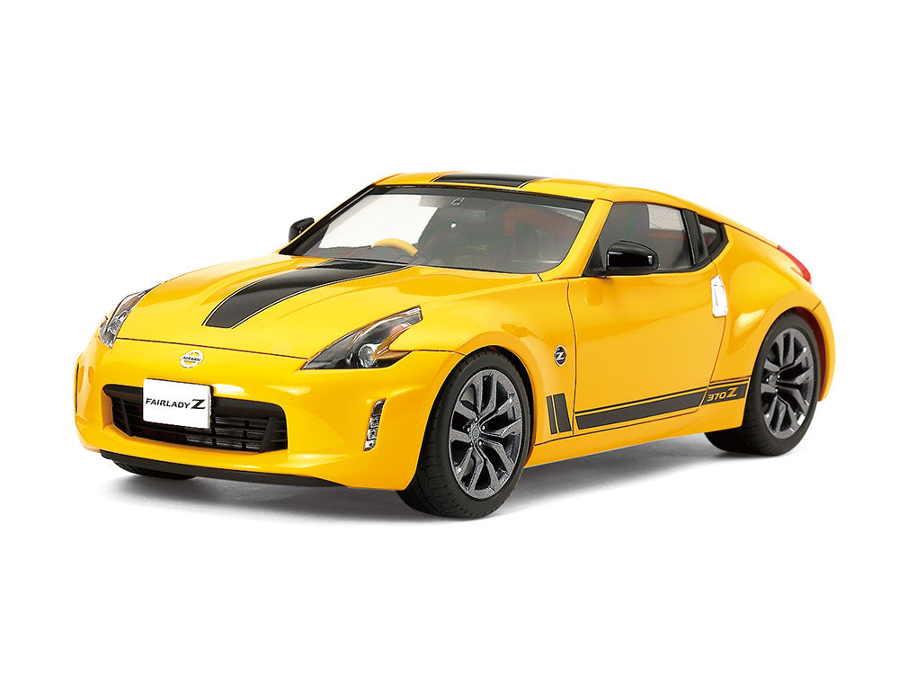 1/24 NISSAN 370Z Heritage edition (24348)