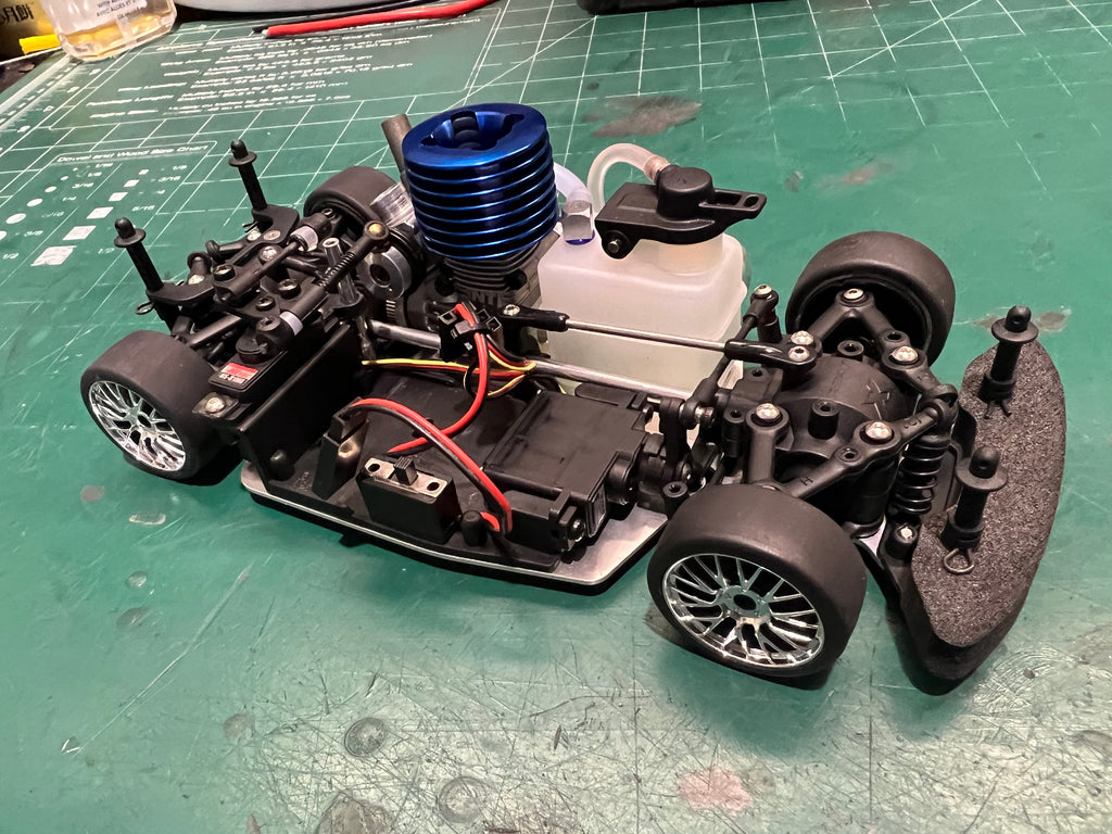 XRAY NT18 NITRO TOURING CAR