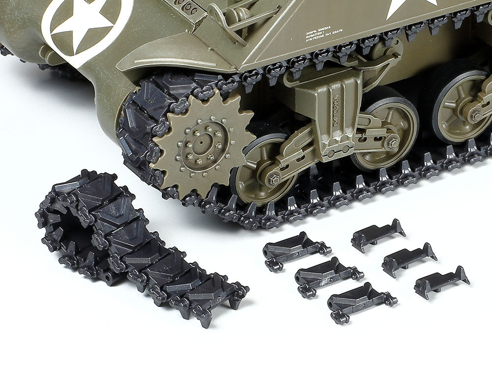 M4A3 Sherman 1/35 Scale R/C U.S. Medium Tank (w/ Control Unit)