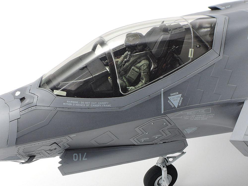 Lockheed Martin F-35A Lightning II 1/48 Aircraft Series No.124