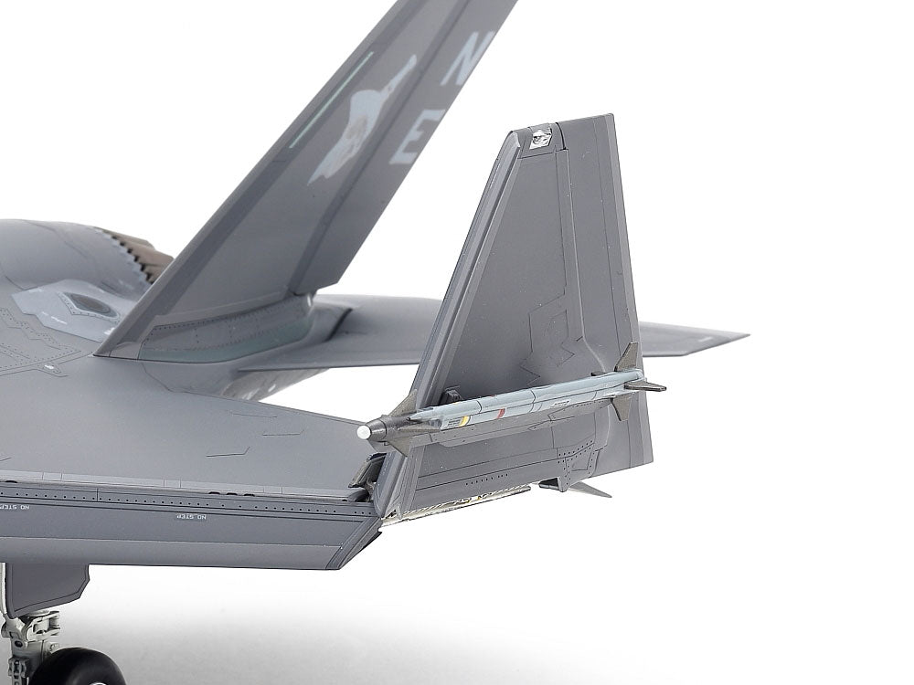 Lockheed Martin F-35C Lightning II 1/48 Aircraft Series No.127