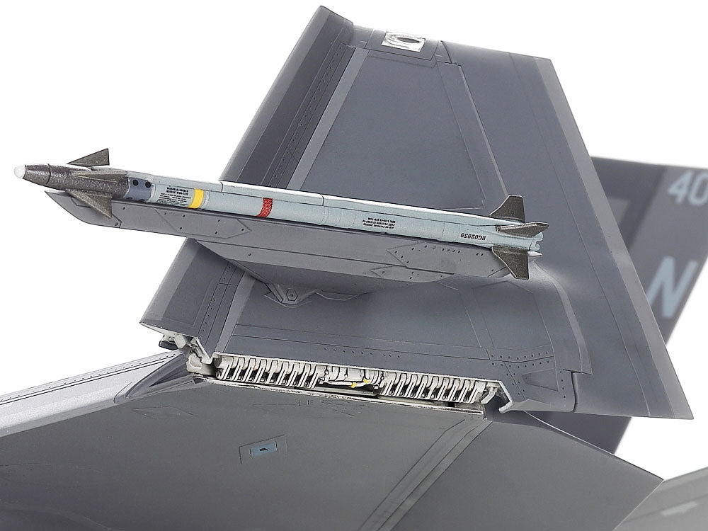 Lockheed Martin F-35C Lightning II 1/48 Aircraft Series No.127