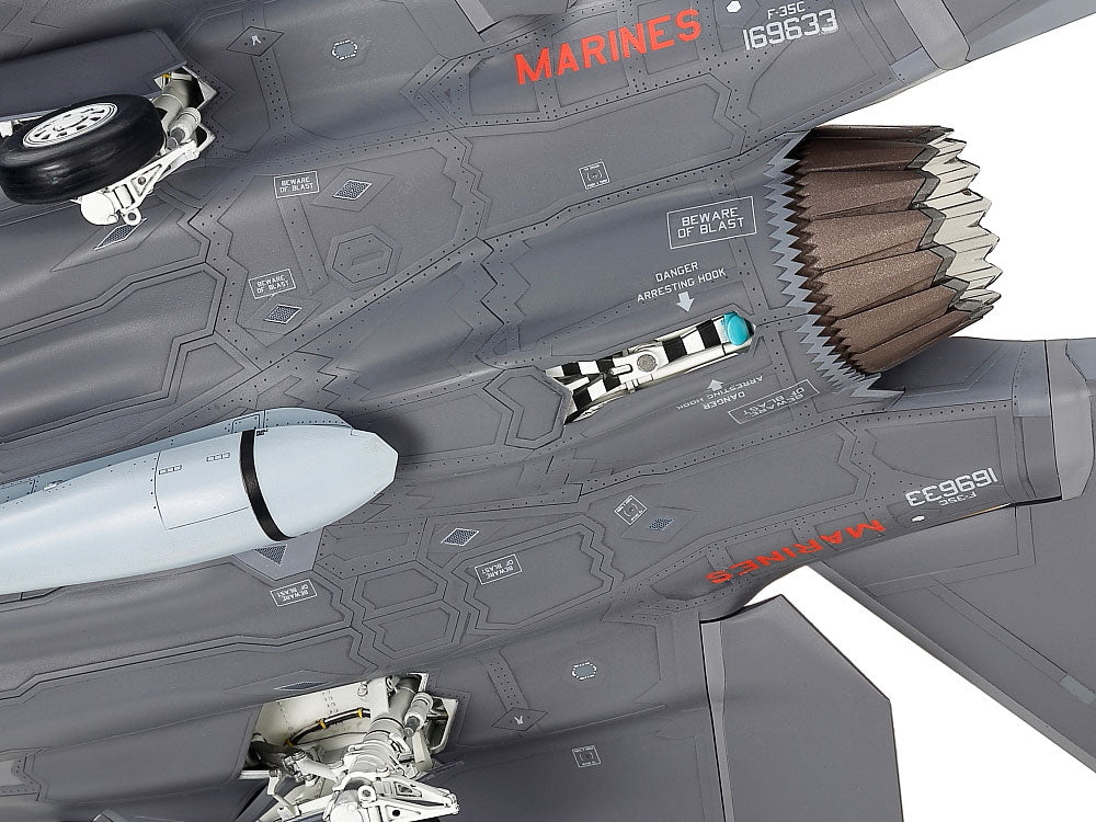 Lockheed Martin F-35C Lightning II 1/48 Aircraft Series No.127