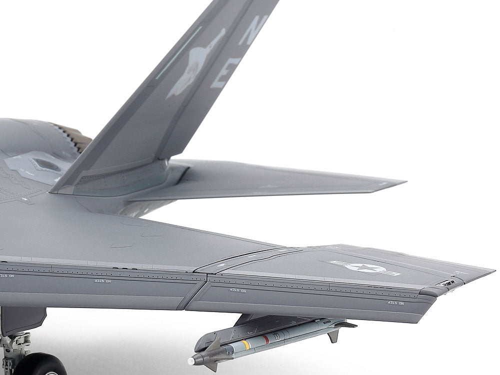 Lockheed Martin F-35C Lightning II 1/48 Aircraft Series No.127