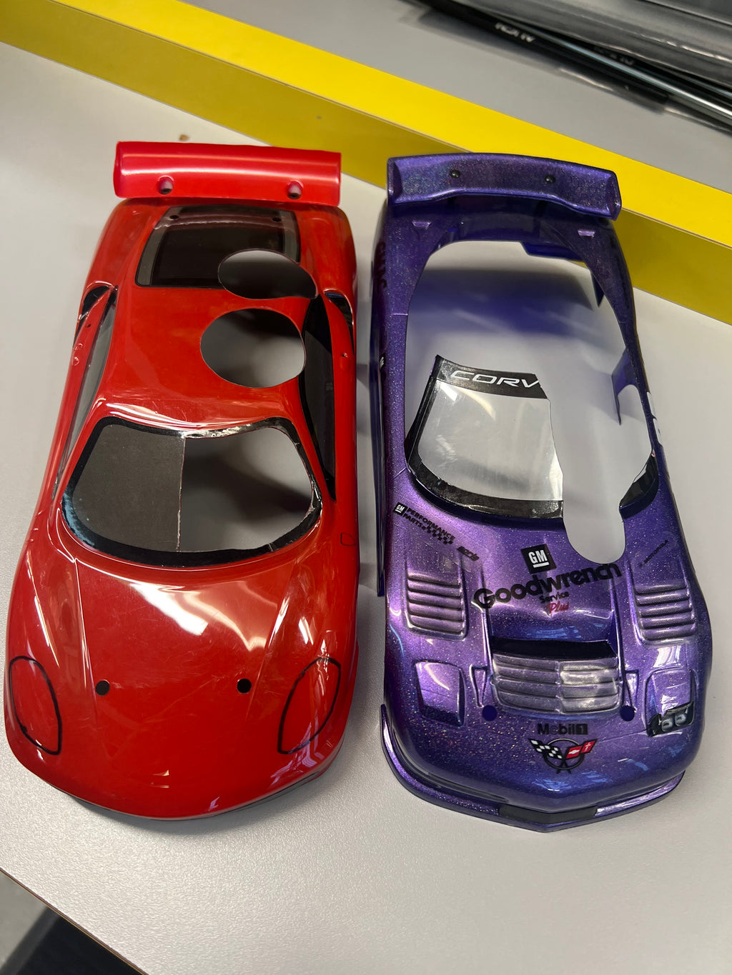 XRAY NT18 NITRO TOURING CAR