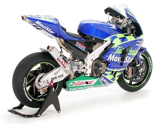 Telefonica Movistar Honda RC211V ‘03 Masterwork Collection Finished Model