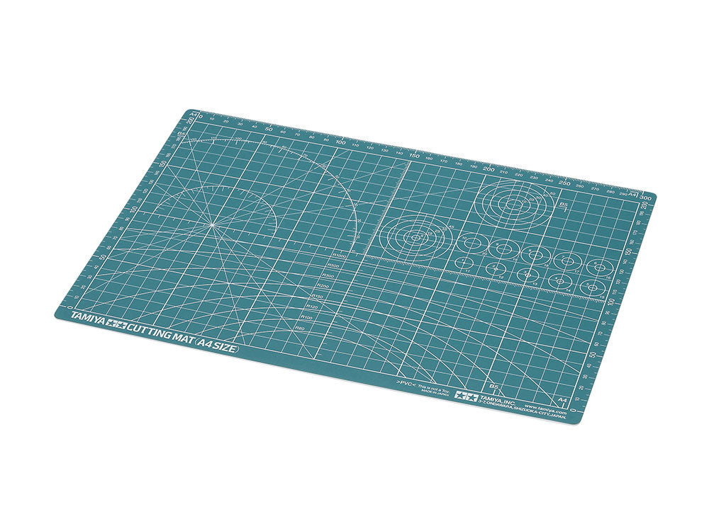TAMIYA CUTTING MAT (A4 SIZE/GREEN) (74118)