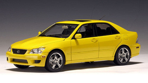 1/18 AUTOart 2000 Lexus IS300 (Yellow) Full Open #78701