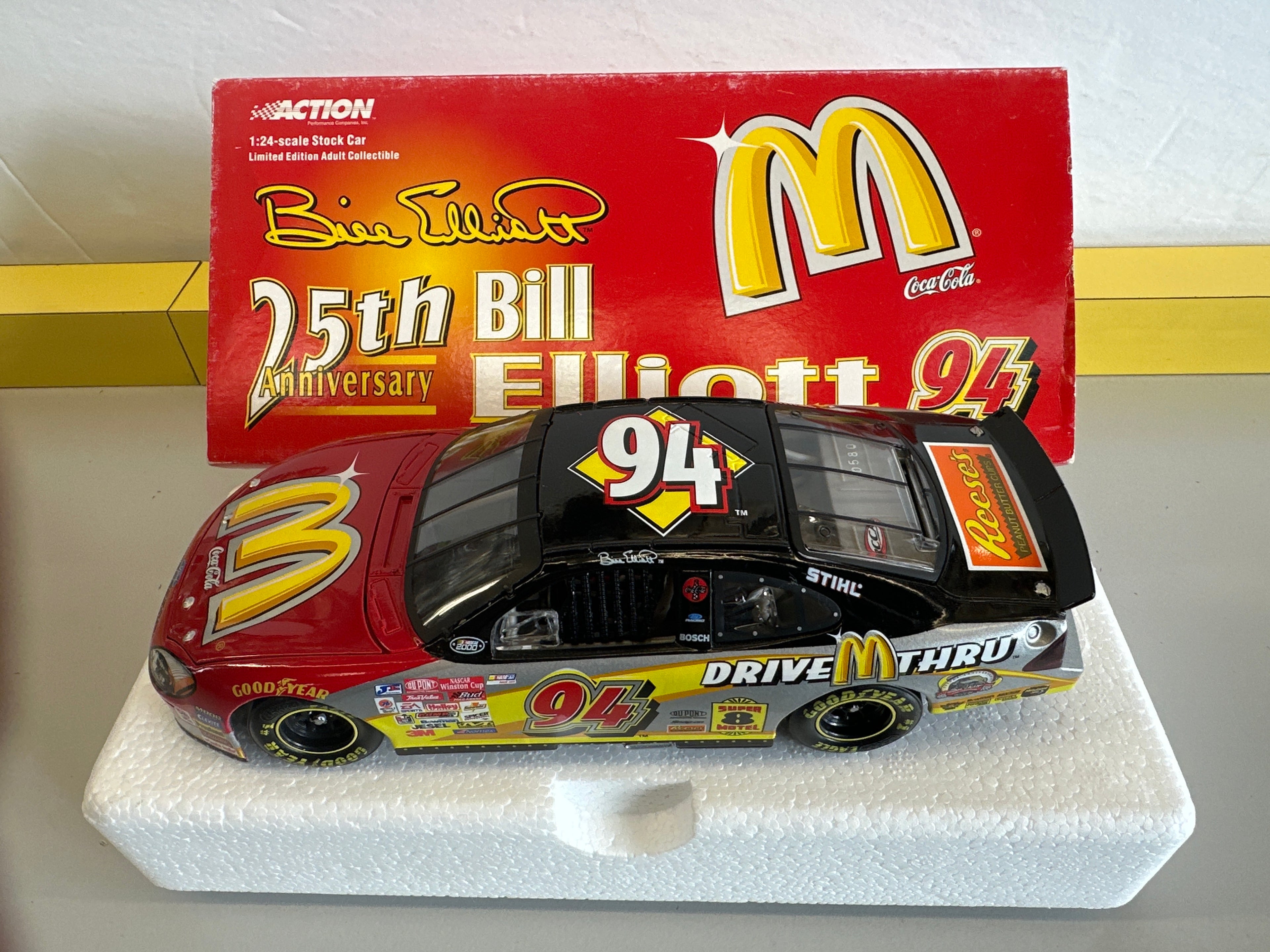 1/24 Stock Car Bill Elliott 94 25th Anniversary