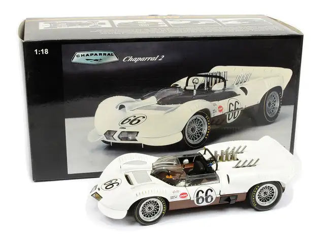 AUTOart MILLENNIUM scale 1/18 CHAPARRAL Chaparral 2 White Diecast Model 86596