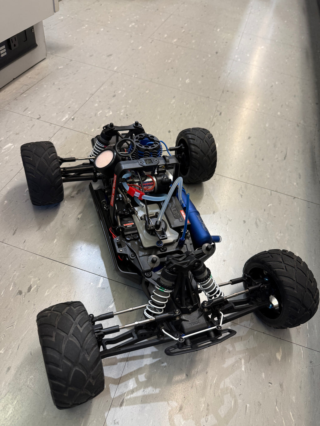 Traxxas Jato 3.3 RTR  Pre-owned