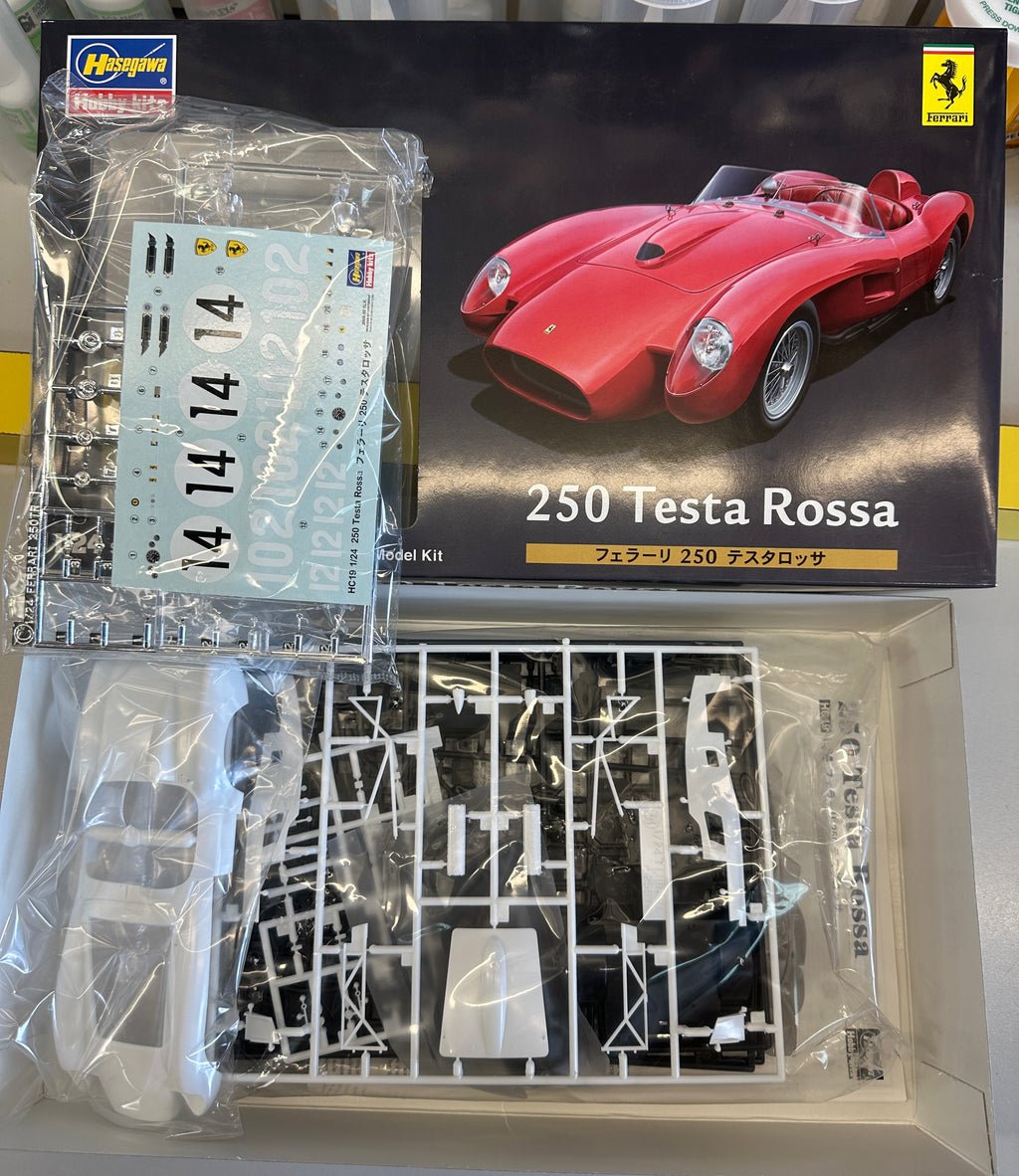 Hasegawa 1/24  Ferrari 250 Testa Rossa 1958  NIB (212190)