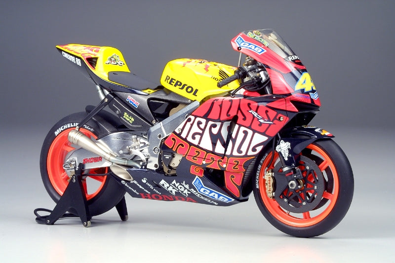 Repsol Honda RC211V ‘03 Valencia Masterwork Collection Finished Model