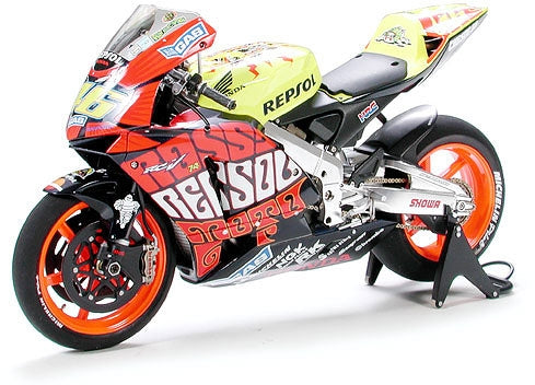 Repsol Honda RC211V ‘03 Valencia Masterwork Collection Finished Model