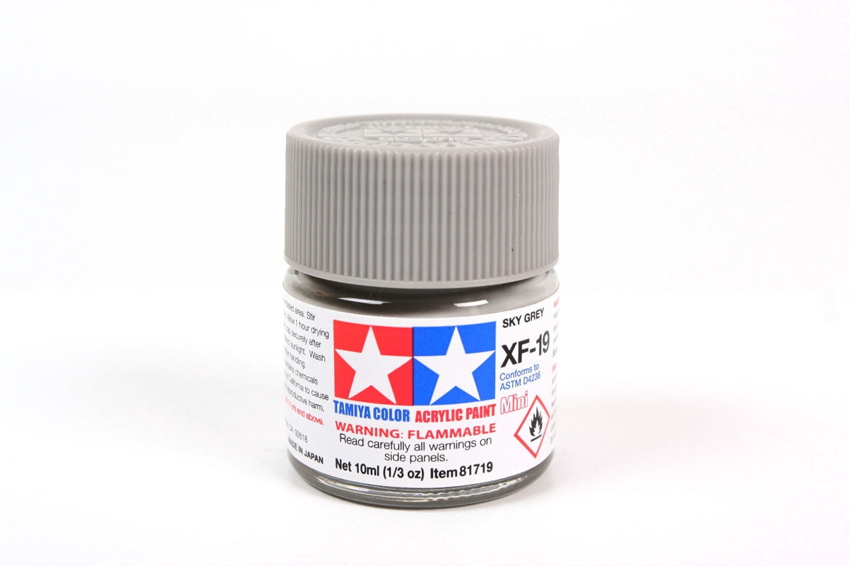 Tamiya Color Acrylic Paint Mini XF-19 Sky Grey