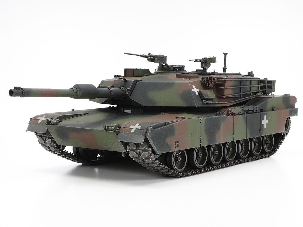 1/35 Scale M1A1 Abrams Tank "Ukraine"