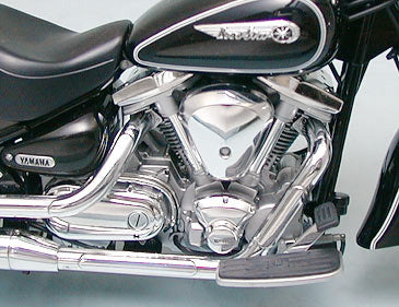 Yamaha XV1600 RoadStar 1/12th Scale Motorcycle Series No.80