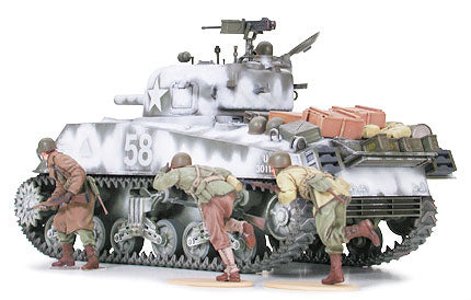 U.S. Medium Tank M4A3 Sherman 105mm Howitzer (Assault Support) 1/35 Military Miniature Series No.251