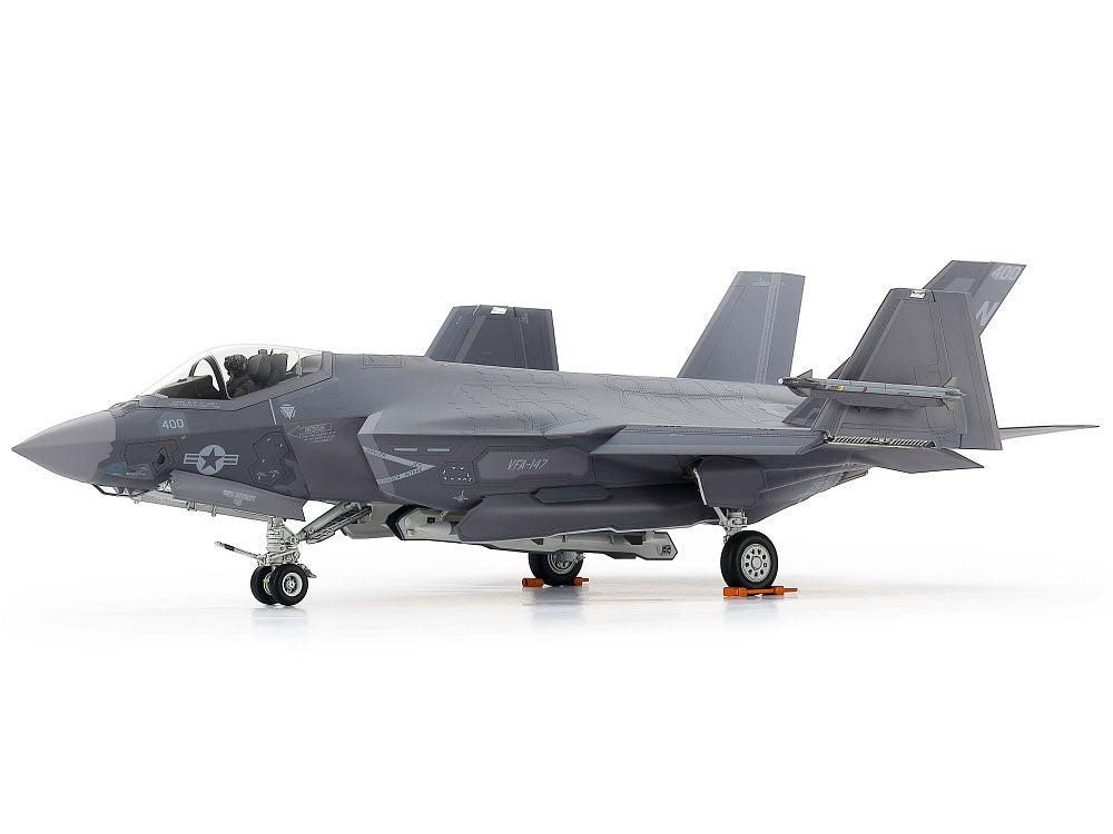Lockheed Martin F-35C Lightning II 1/48 Aircraft Series No.127
