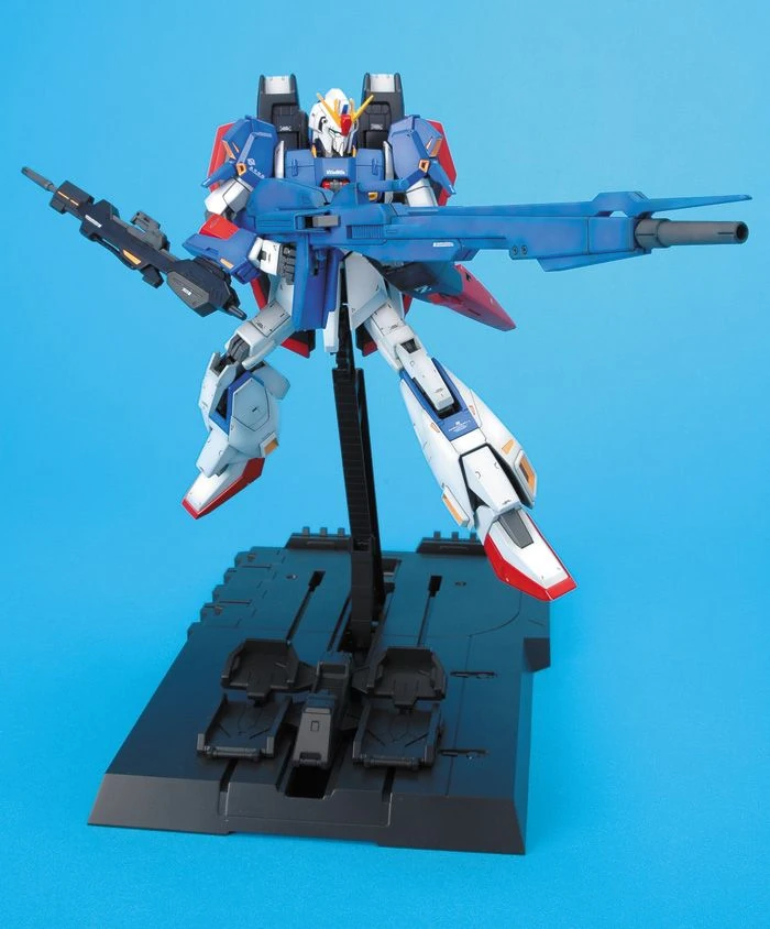 MSZ-006 Zeta Gundam (Ver. 2.0) 1/100 Scale Master Grade Model