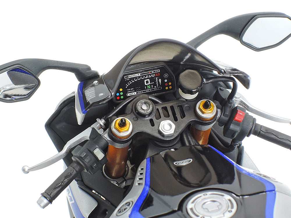 Yamaha YZF-R1M 1/12 Scale Motorcycle Series No.133