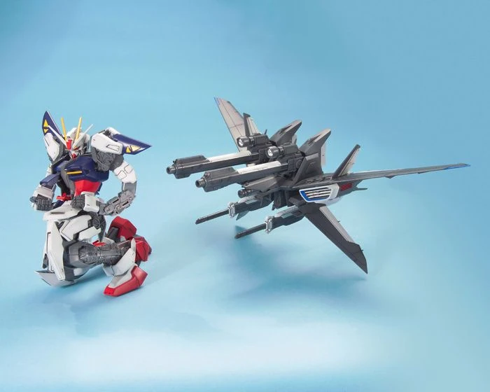 GAT-X105E+AQM/E-M1 Strike Gundam E IWSP (Lukas O'Donnell Custom) 1/100 Scale Master Grade Model