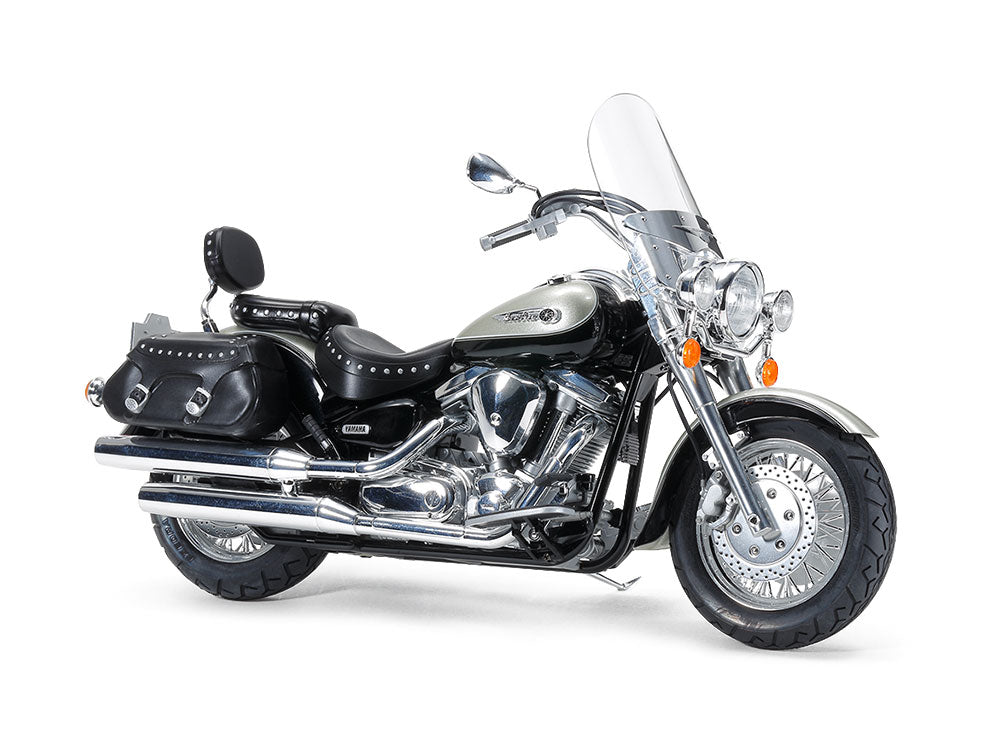 Yamaha XV1600 RoadStar Custom 1/12 Scale Motorcycle Series No.135