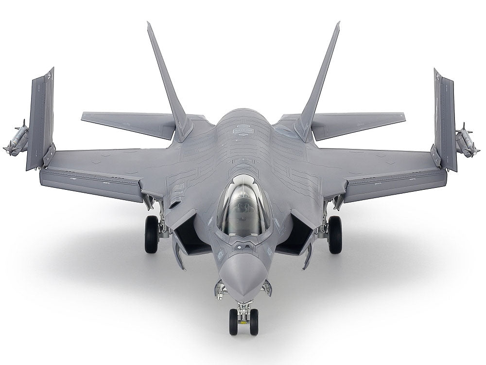 Lockheed Martin F-35C Lightning II 1/48 Aircraft Series No.127