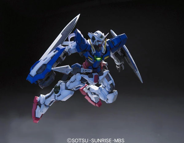 GN-001 Gundam Exia (Ignition Mode) 1/100 Scale Master Grade Model