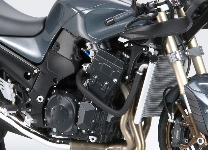 Kawasaki ZZR1400 1/12th Scale Motorcycle Series No.111