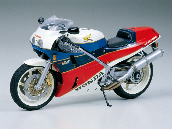 Honda VFR750R 1/12th Scale Motorcycle Series No.57