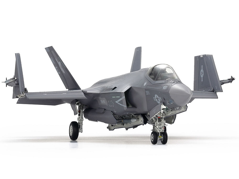 Lockheed Martin F-35C Lightning II 1/48 Aircraft Series No.127