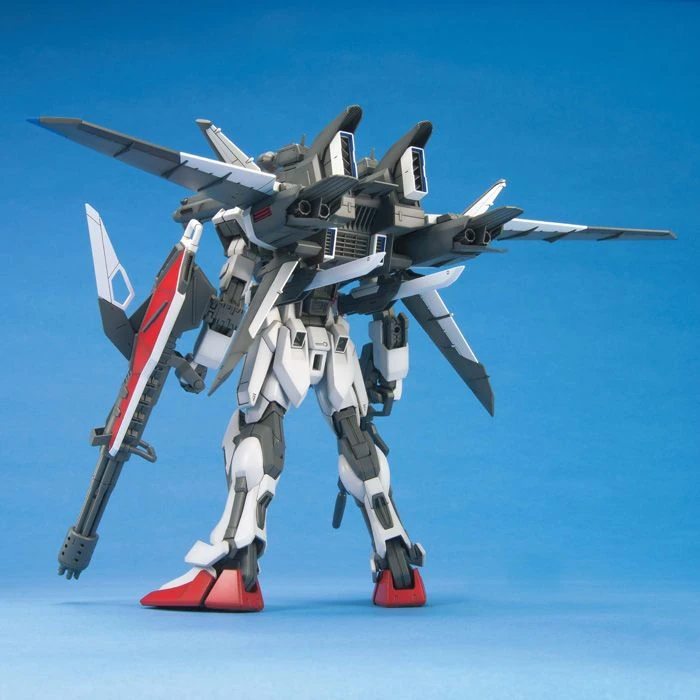 GAT-X105+P202QX Strike Gundam IWSP 1/100 Scale Master Grade Model